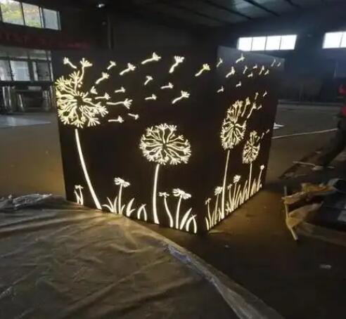 钟山耐候钢灯箱